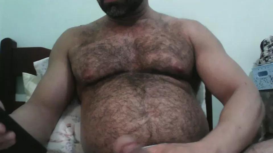 hairynhotguy on Cam4 