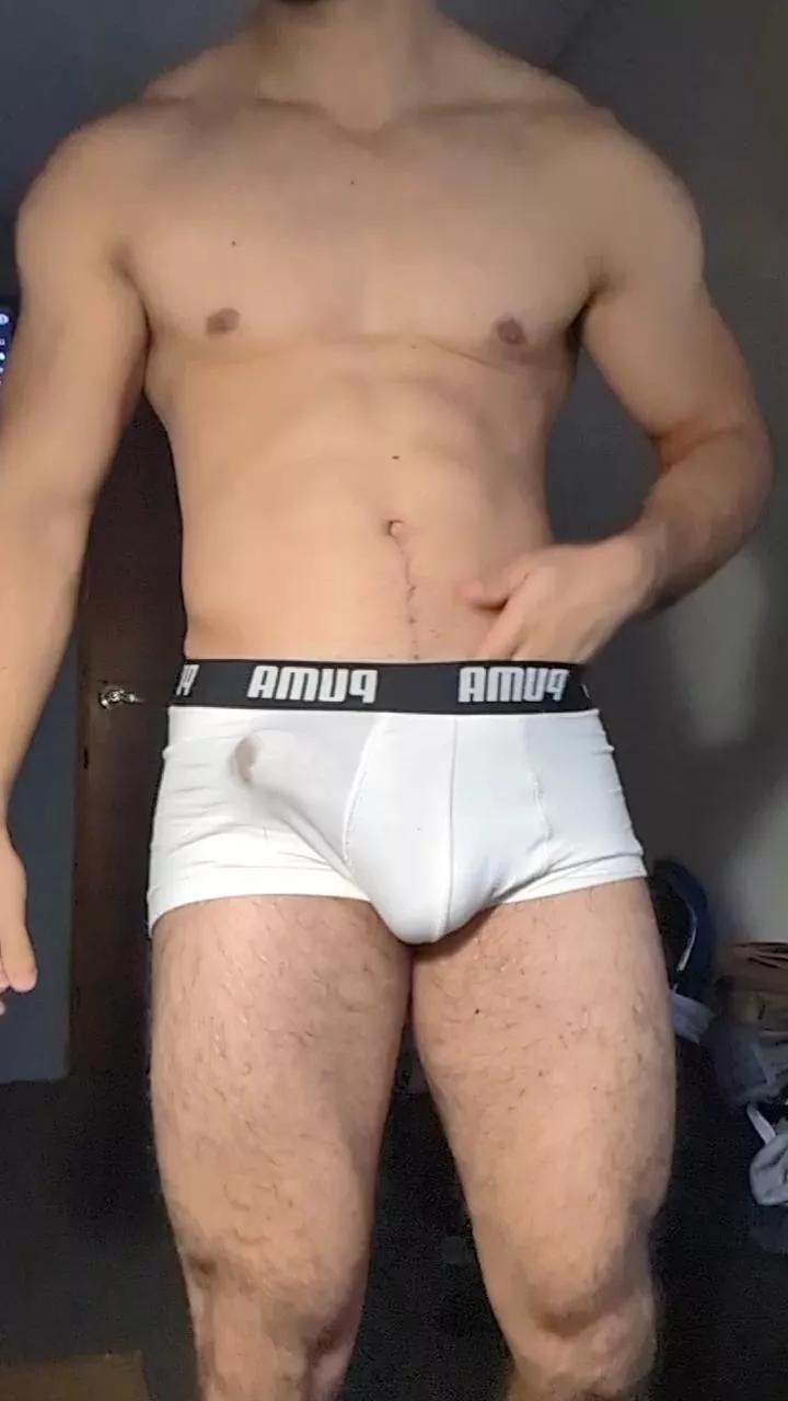 hakan1001 on Cam4 