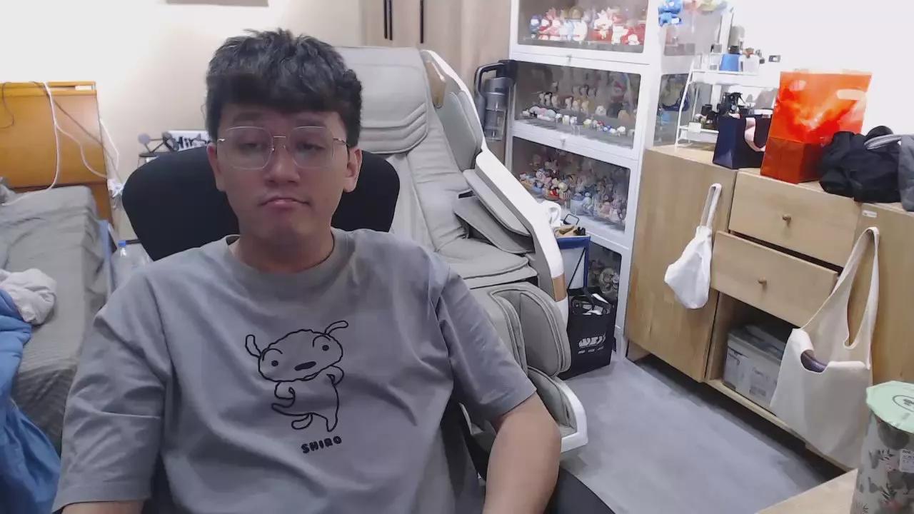 hank_Ss on Cam4 