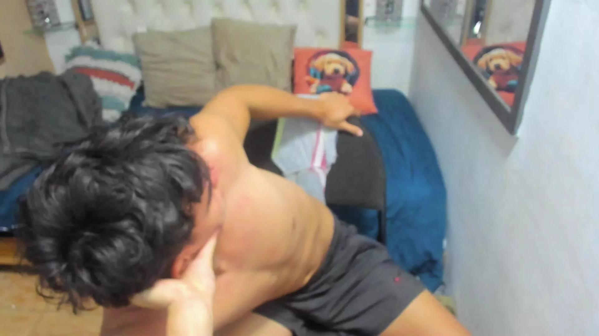 heiker_ on Cam4 