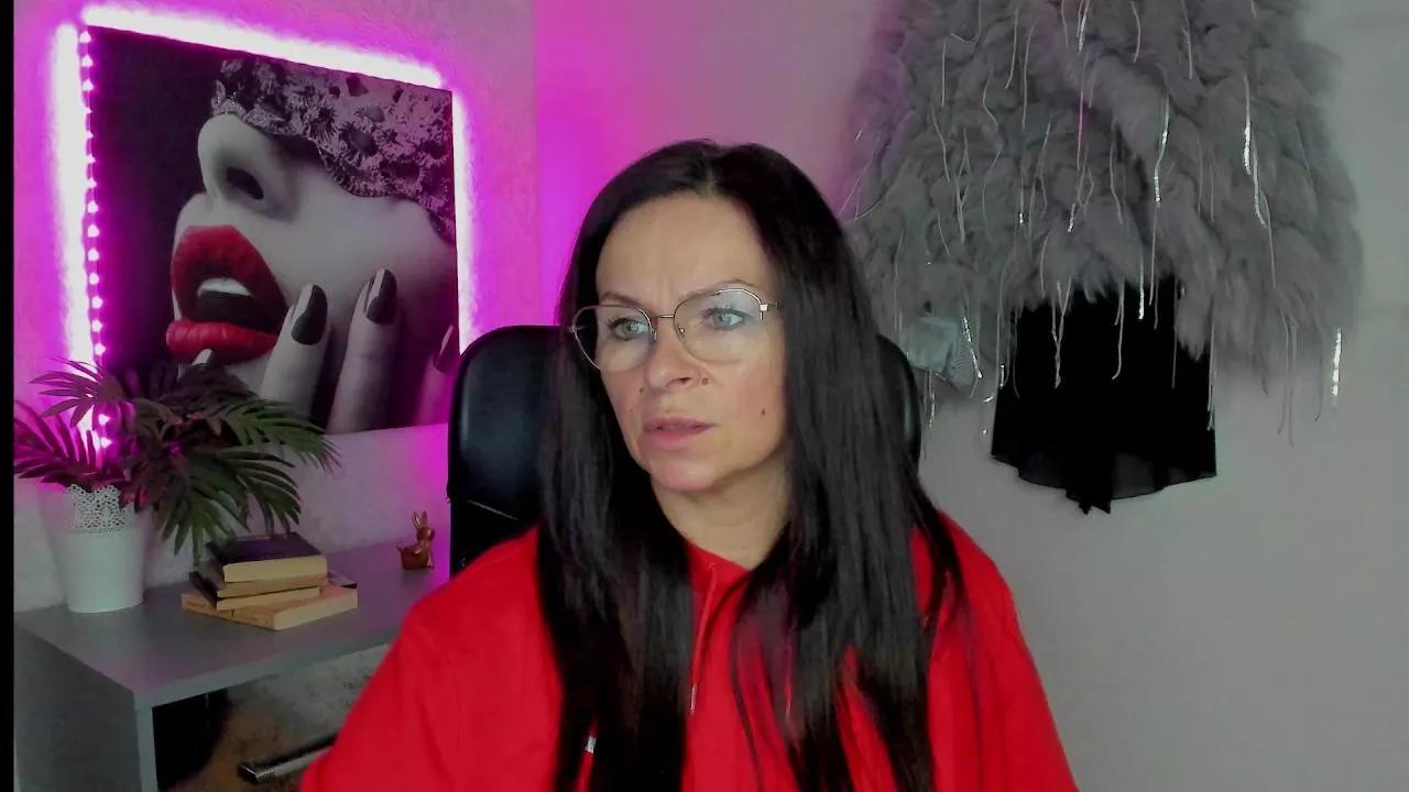 Helen_Wild on Cam4 