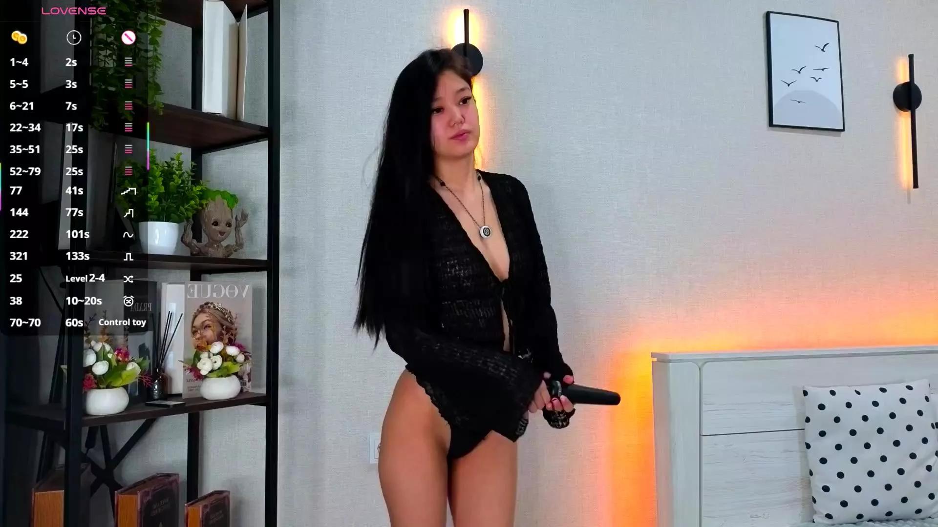 HildAmond on Cam4 