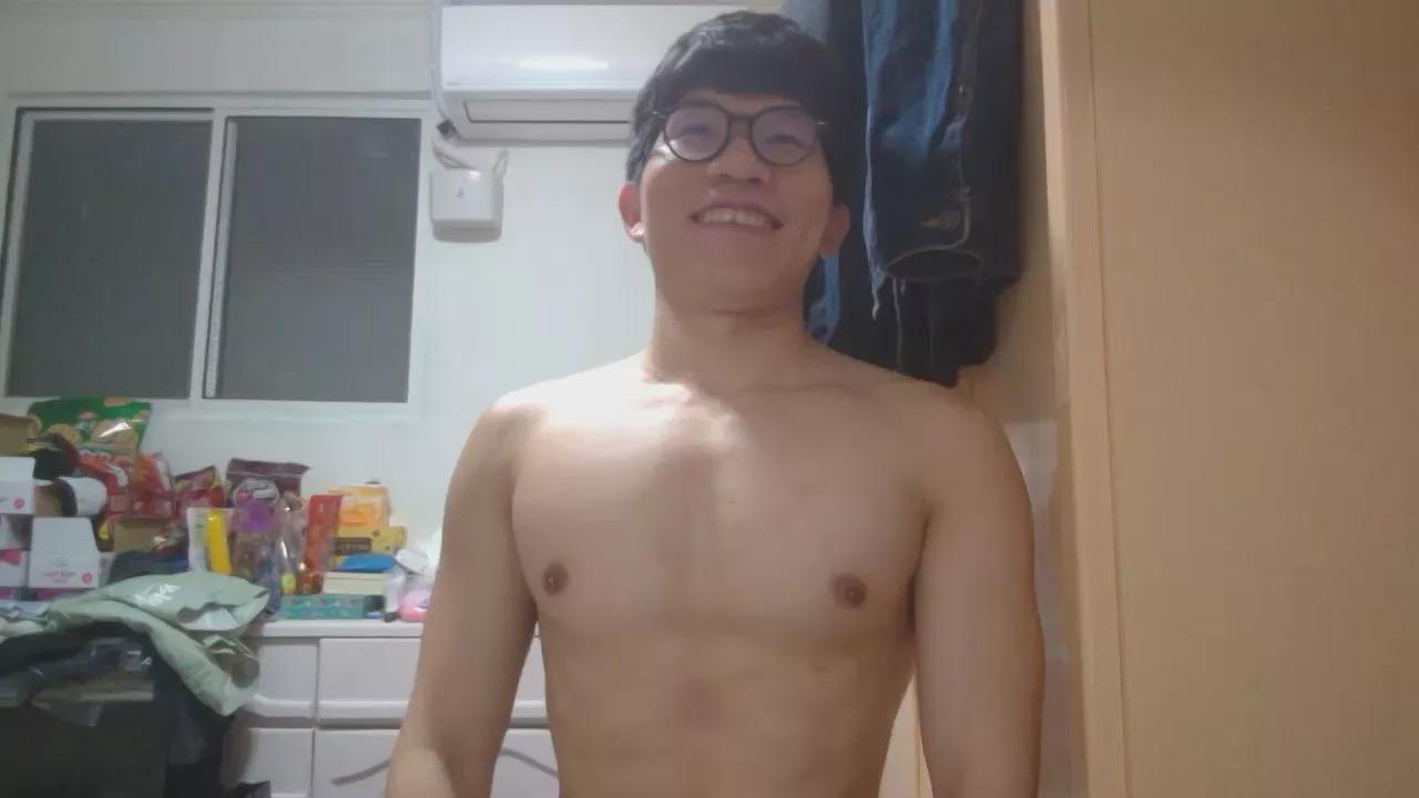 iii_dh_iii on Cam4 