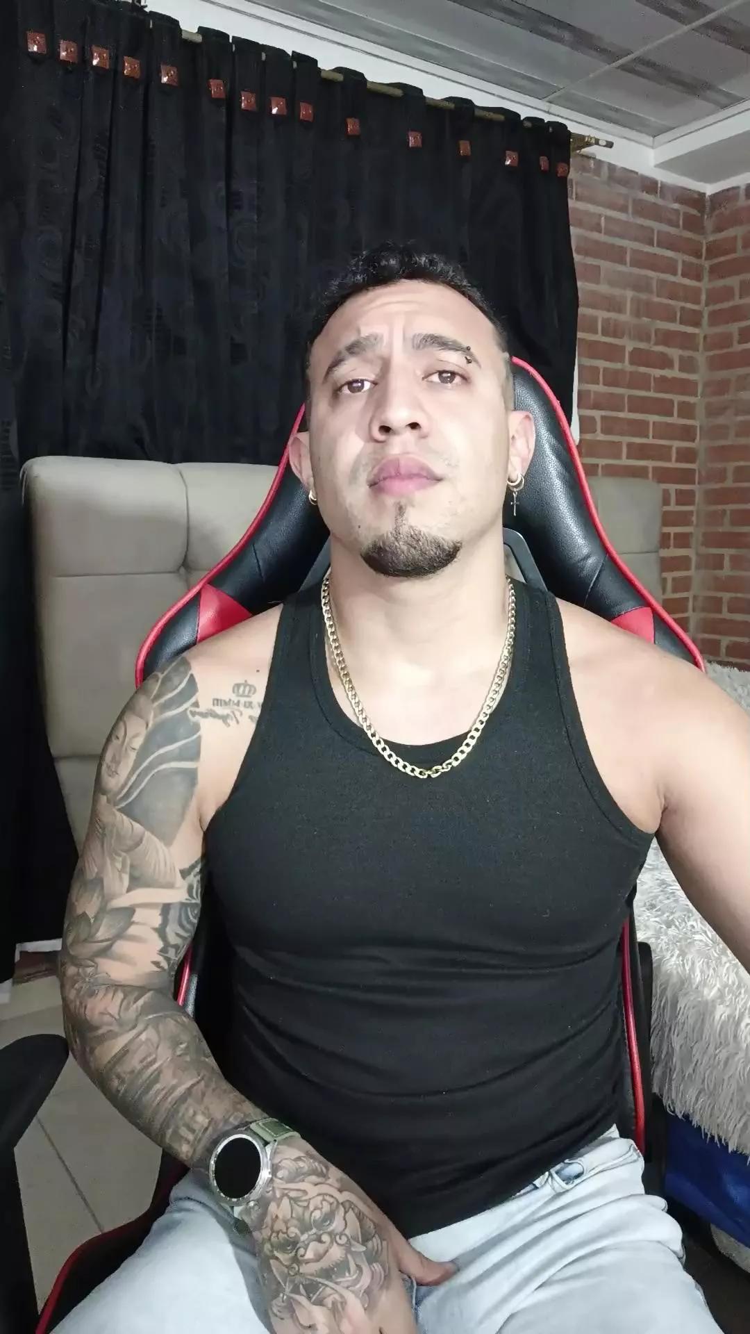 Im_massimo777 on Cam4 