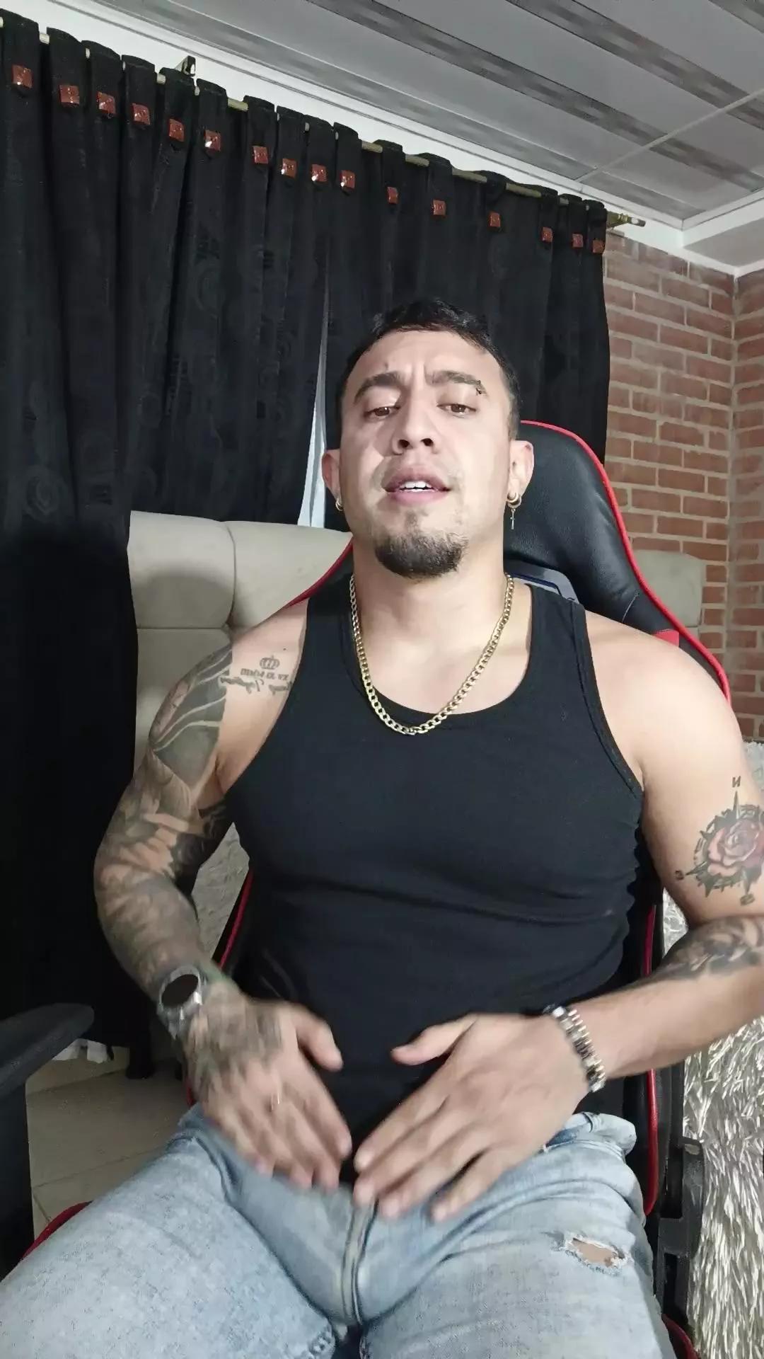 Im_massimo777 on Cam4 