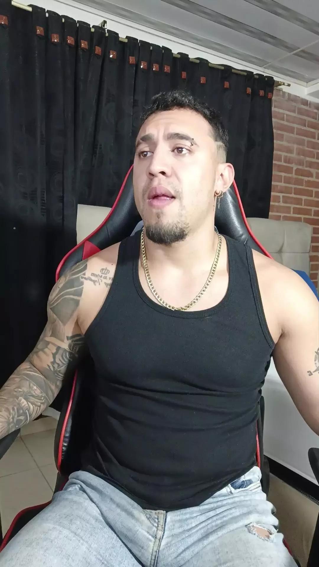 Im_massimo777 on Cam4 