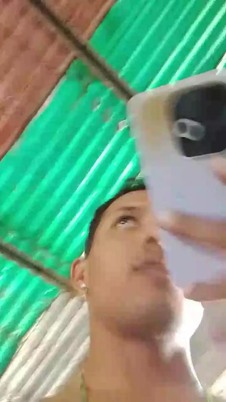 interhogar on Cam4 