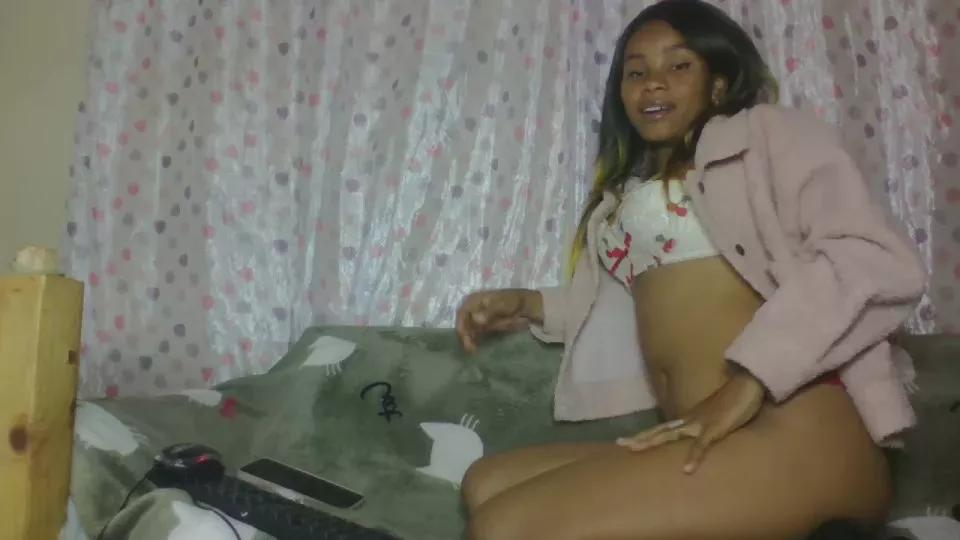 Iria_Love on Cam4 