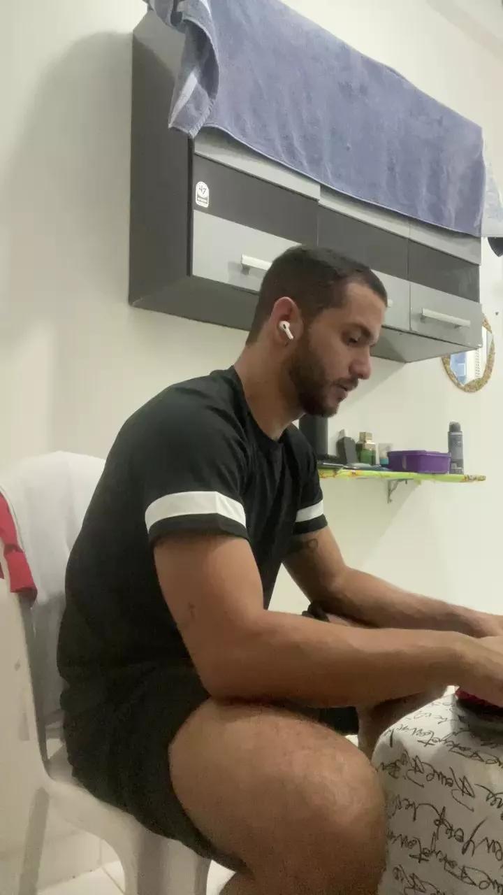 ivanjuniior_ on Cam4 