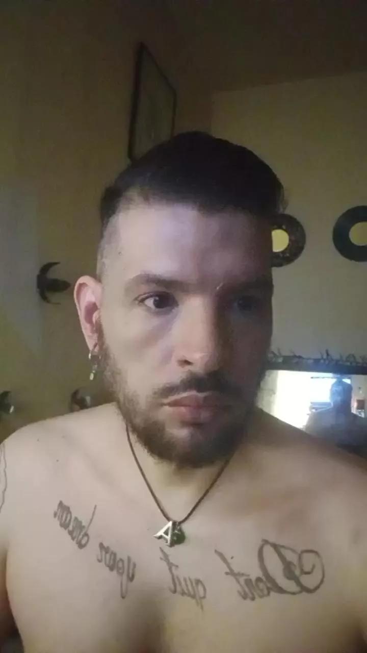 jade1988xxx on Cam4 