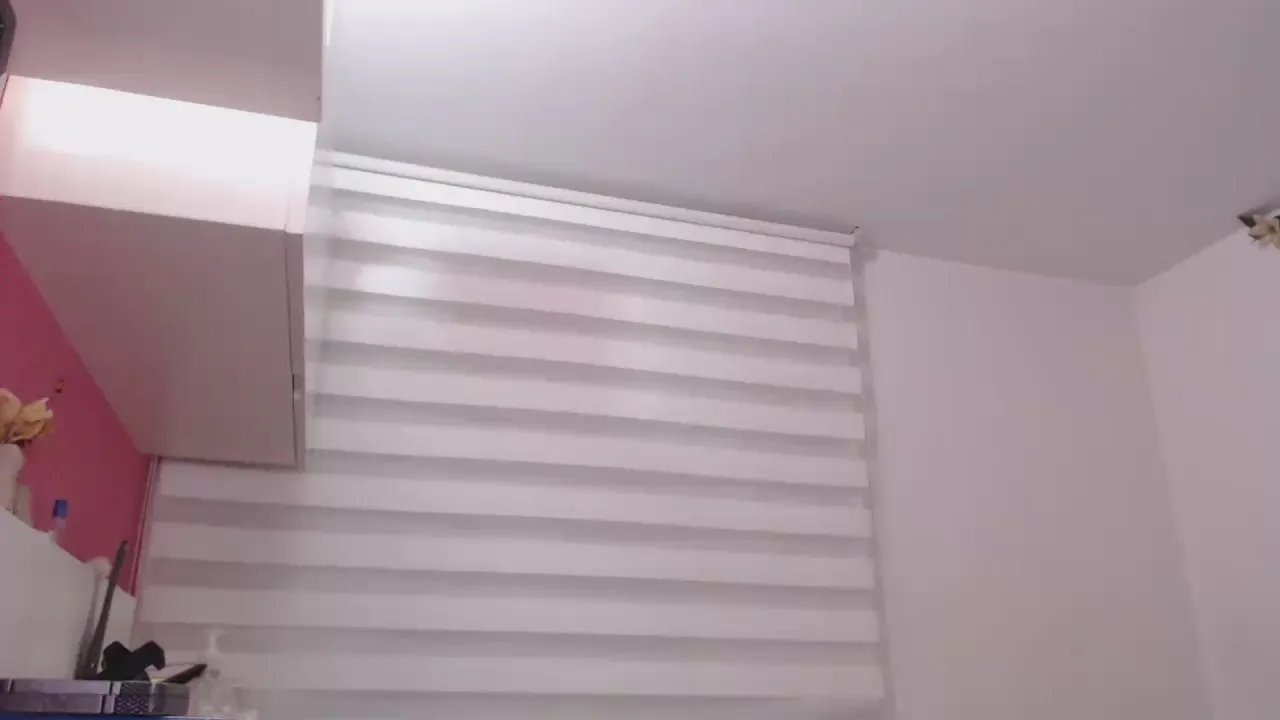 Jane_r —  #analtoys #masturbation #ass #armpits #feet #squirt #anal