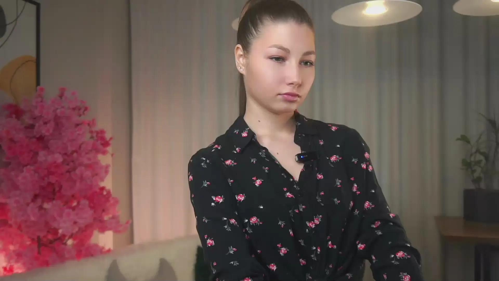 JaymieWarrix —  #armpits #schoolgirl #masturbation #cute #ass #feet