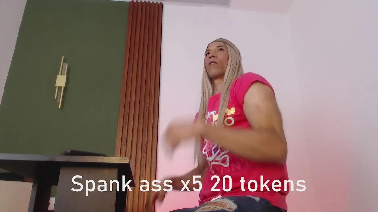 jeanys_sneider —  #femdom #feet #C2C #bigass #masturbation #pee #spanking