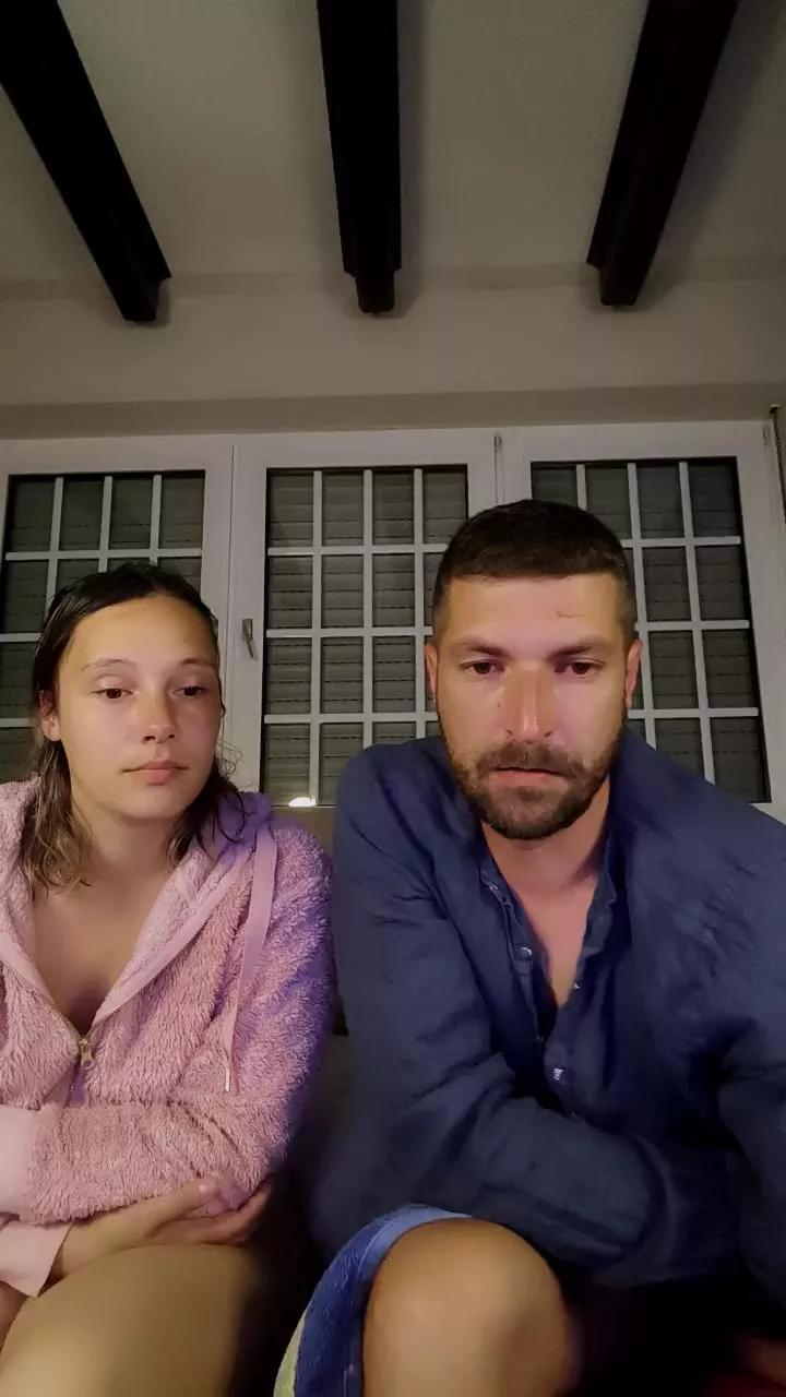 Jeunecouple3227 on Cam4 