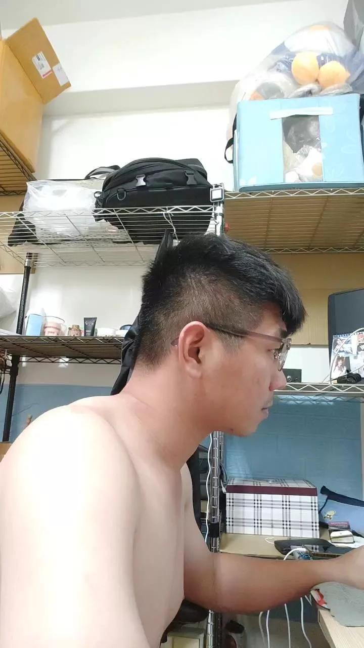 JHUANG on Cam4 