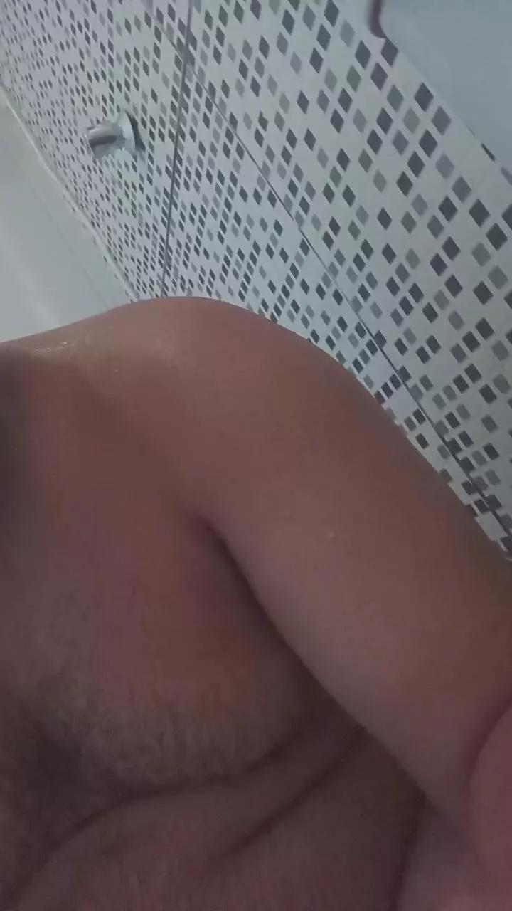 Joedot24 on Cam4 