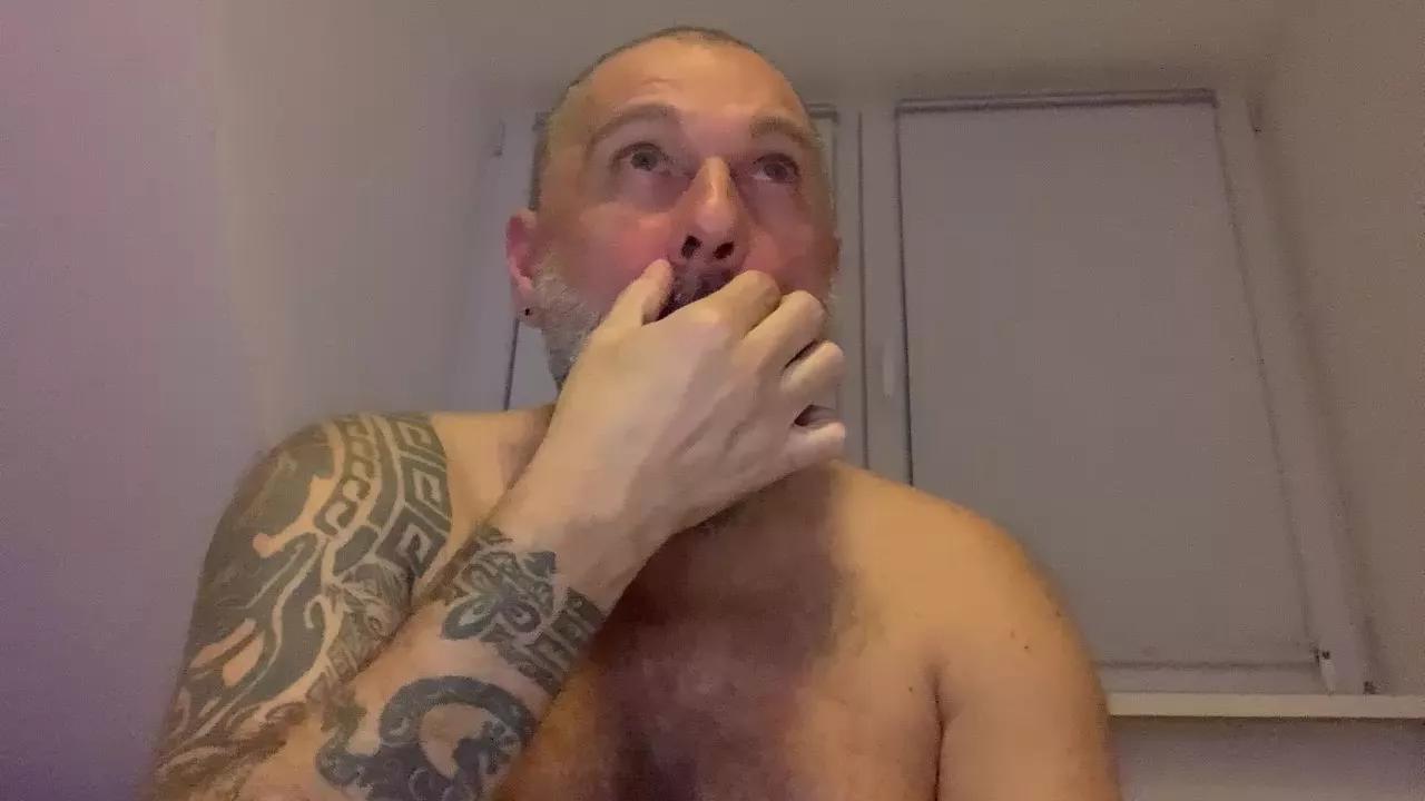 jonny247 on Cam4 