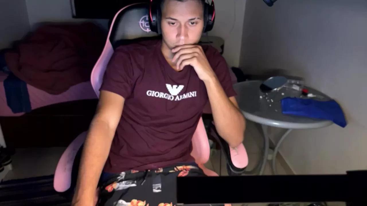 Jose_fRAng0 on Cam4 