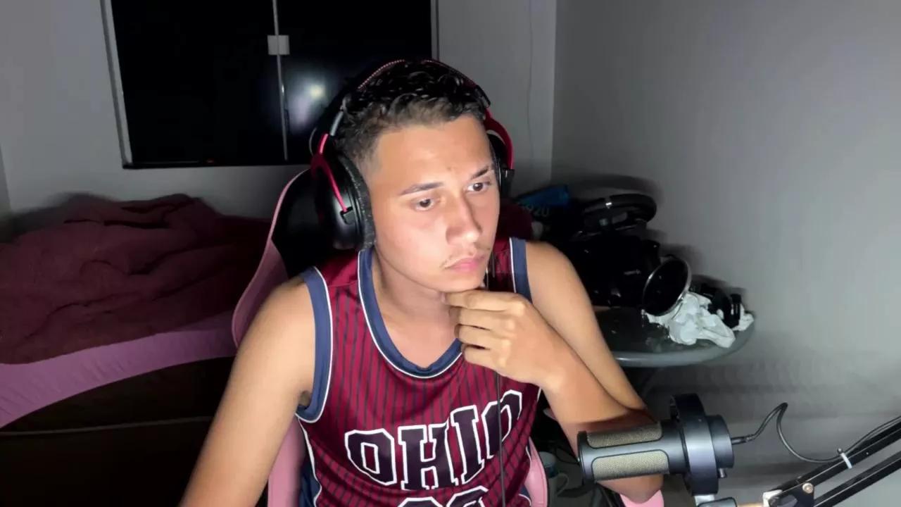 Jose_fRAng0 on Cam4 