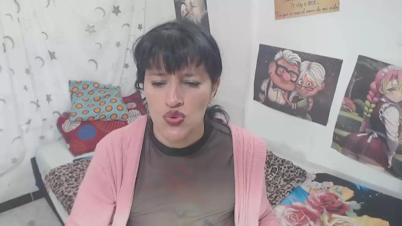 Kimmysander1 on Cam4 
