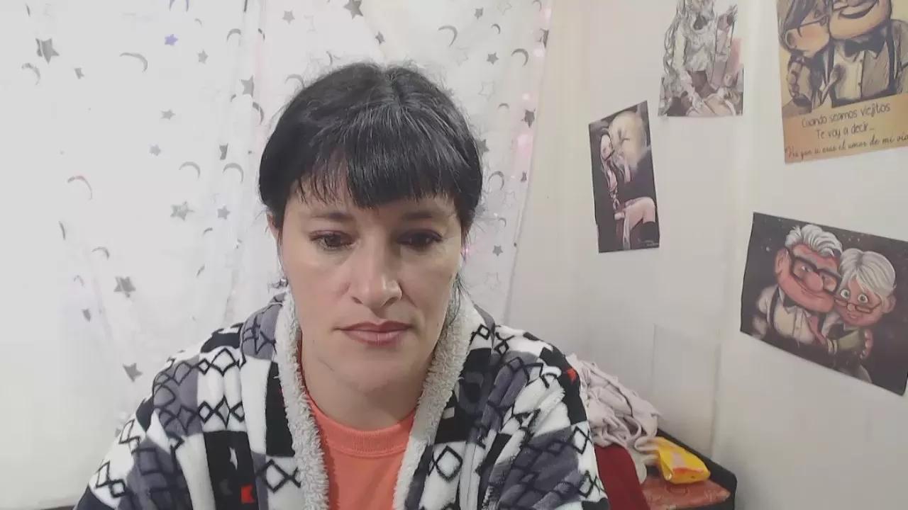 Kimmysander1 on Cam4 