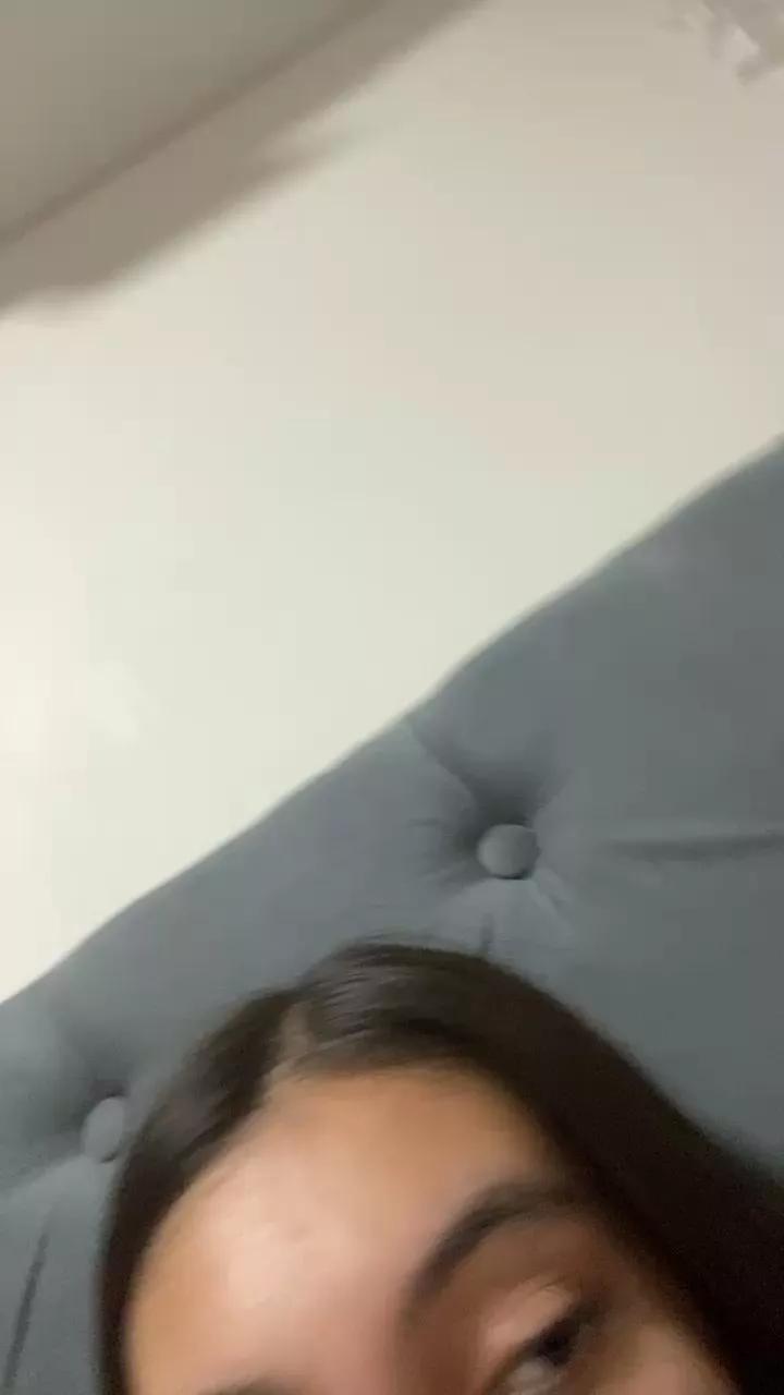 konirsmate on Cam4 