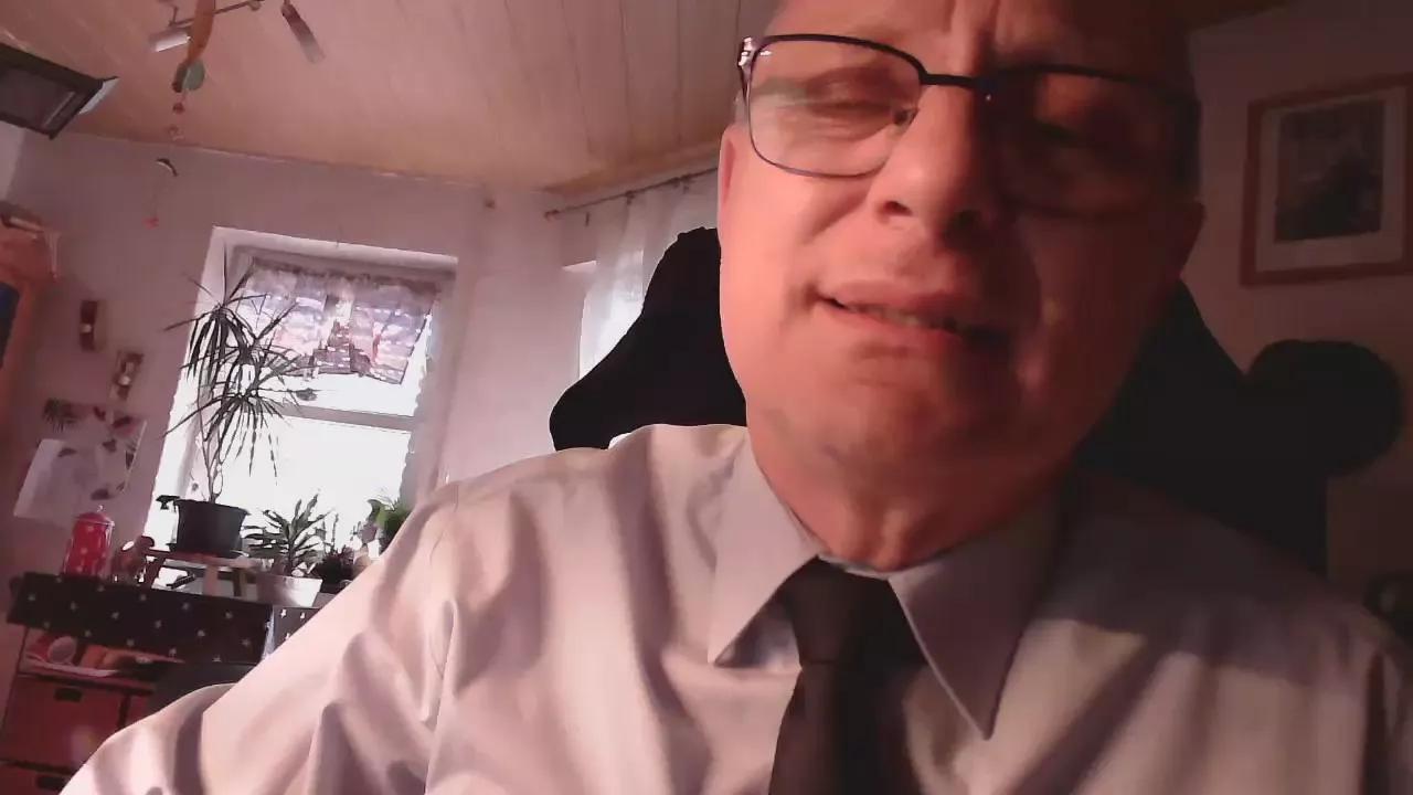 krawatte123 on Cam4