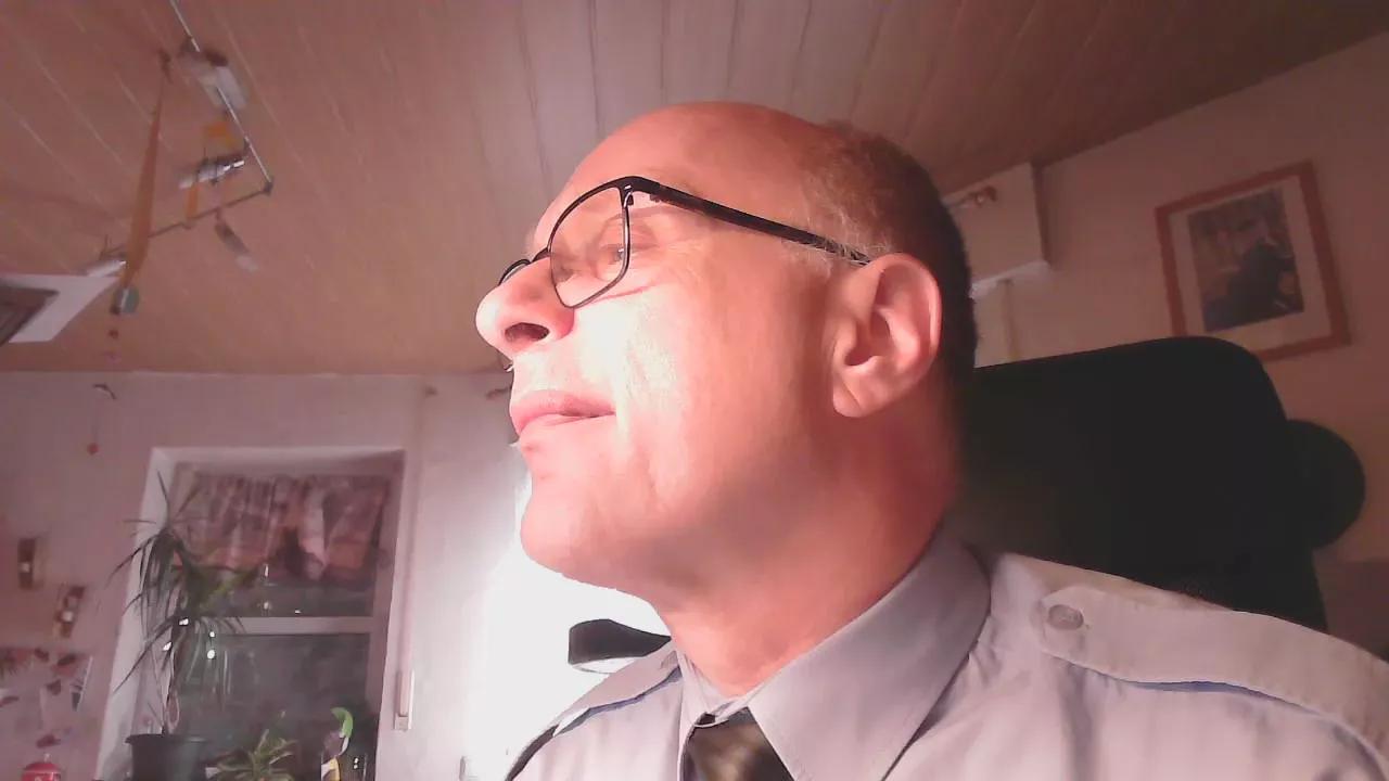 krawatte123 on Cam4
