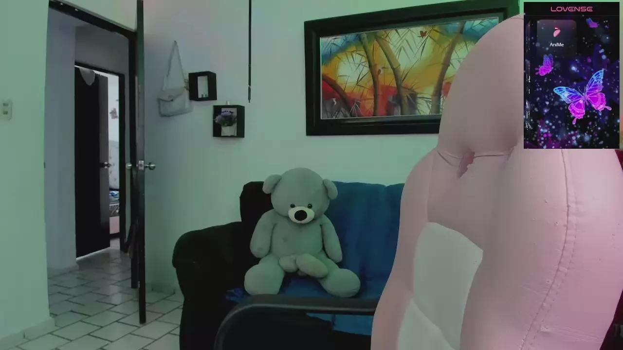 laura_hoot20 on Cam4 
