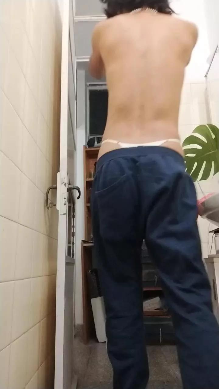 Lecoco33 on Cam4 