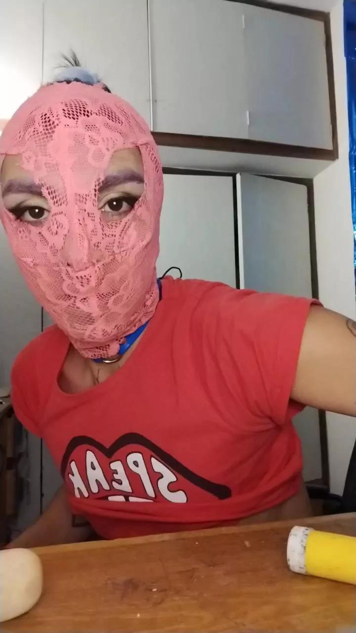 Lecoco33 on Cam4 
