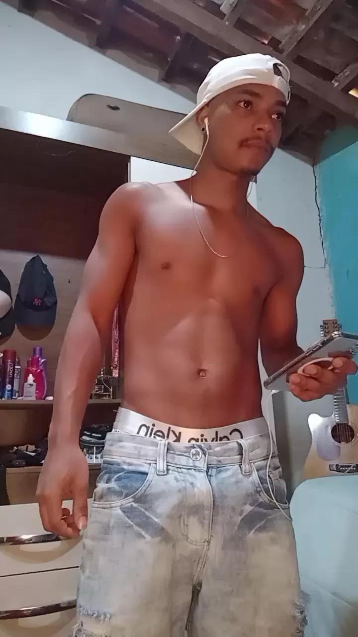 leosilvajf on Cam4 