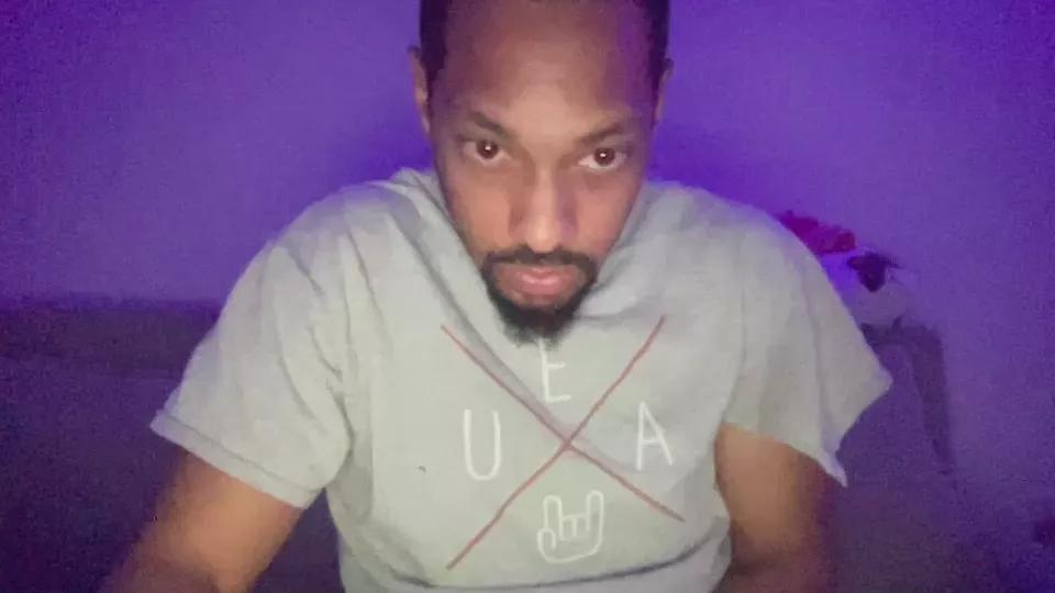 lightskinsexyc3 on Cam4