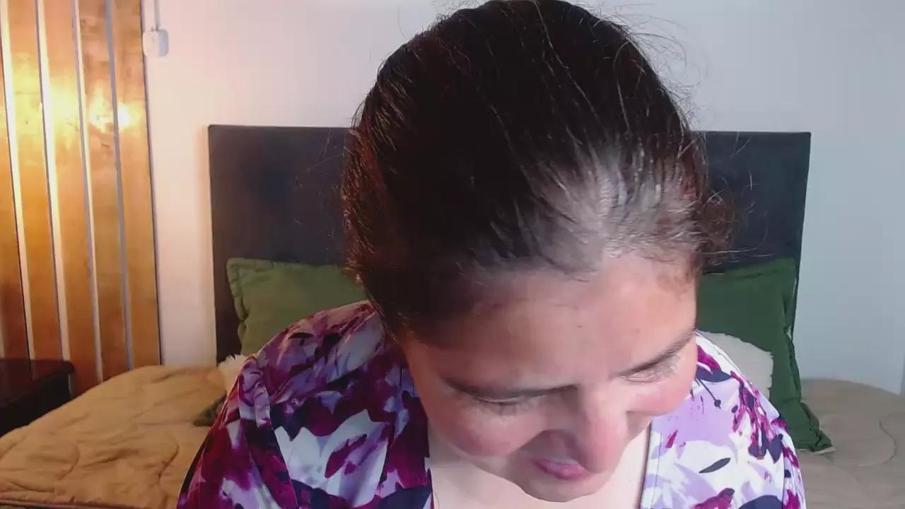 Linda_banks_ on Cam4 