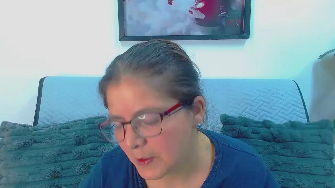 Linda_banks_ on Cam4 