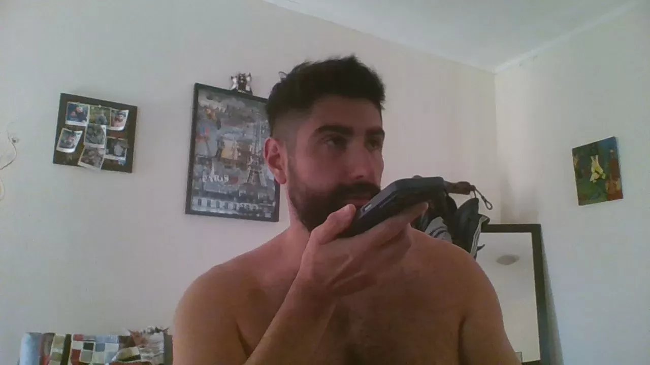 loquitoaca on Cam4