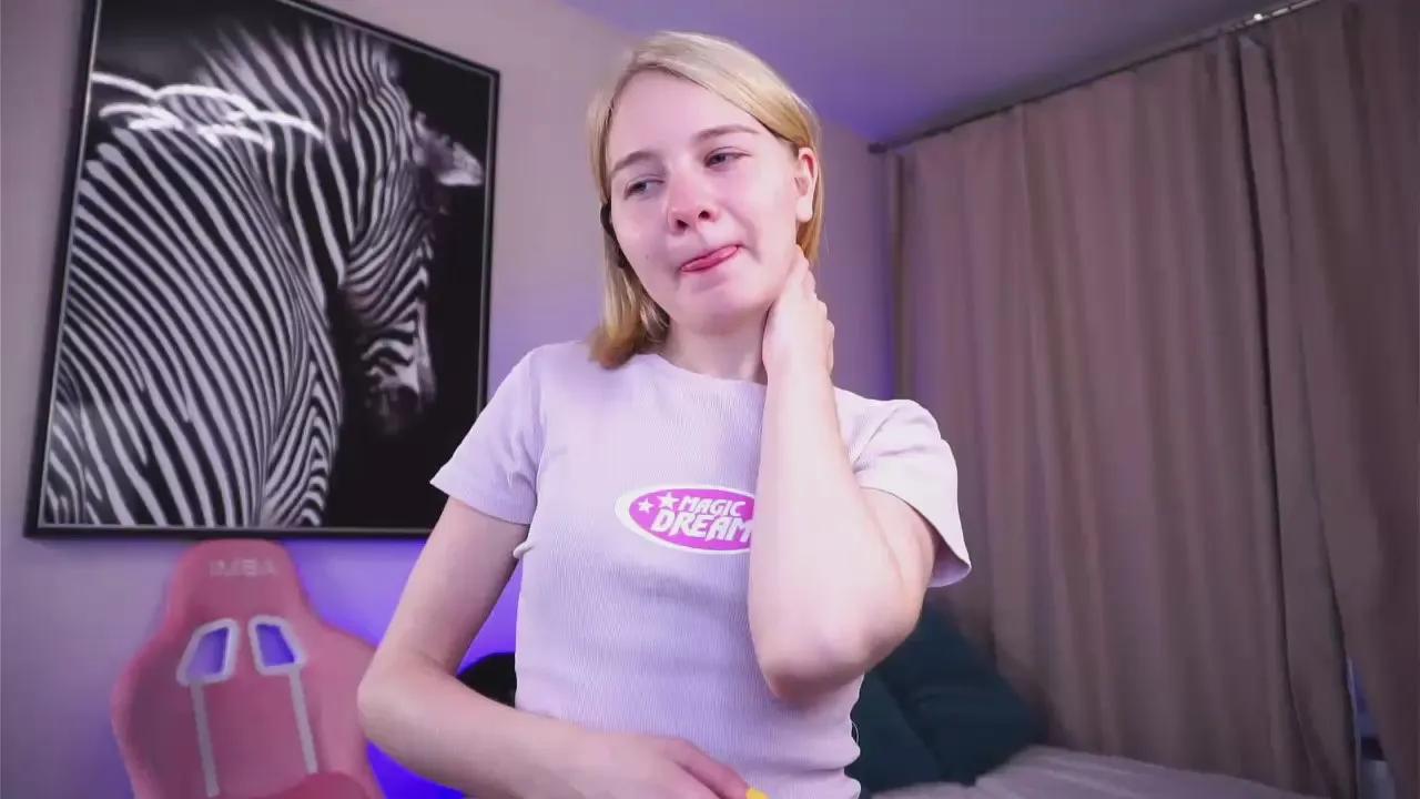 LoraEddy —  #pornstar #masturbation #schoolgirl #femdom #deepthroat #squirt #cute