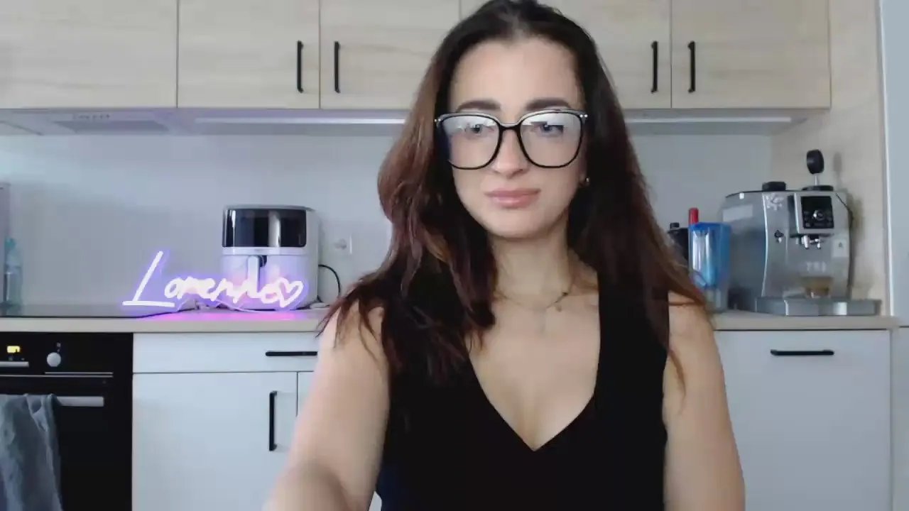 LorenneAngel —  #bigass #cute #gamer #amateur