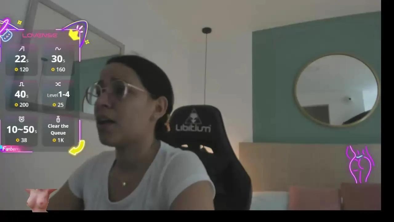 lucy_blue28_ —  #bdsm #striptease #anal #milk #C2C #squirt #feet