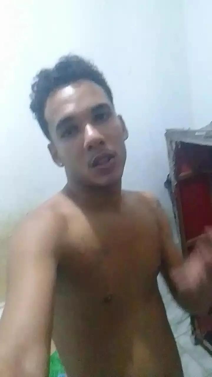 luhn_sexy on Cam4 