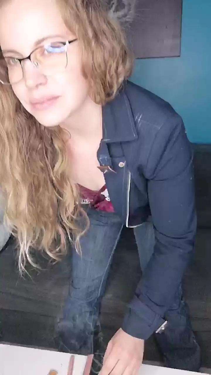 Luxiole on Cam4 