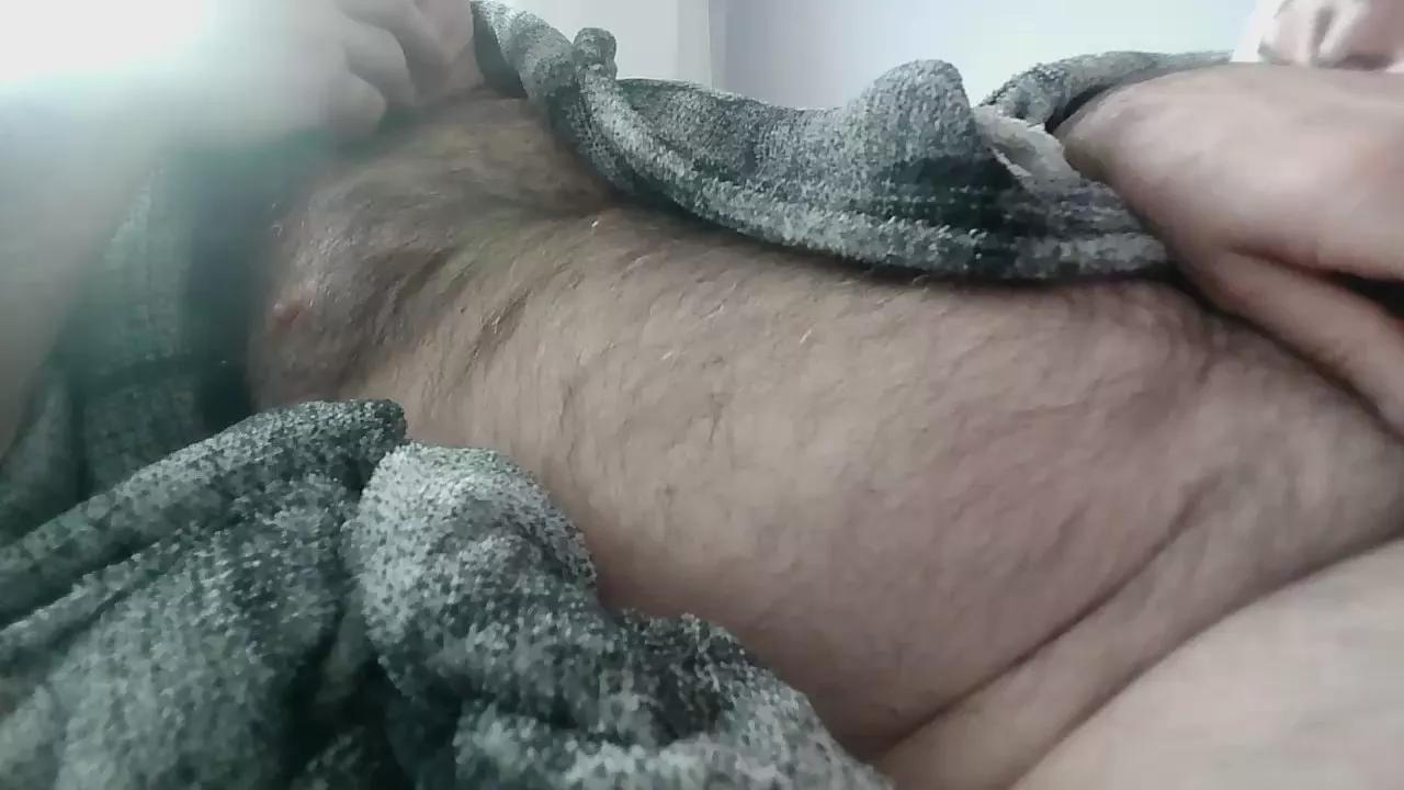 magichand4u2 on Cam4 