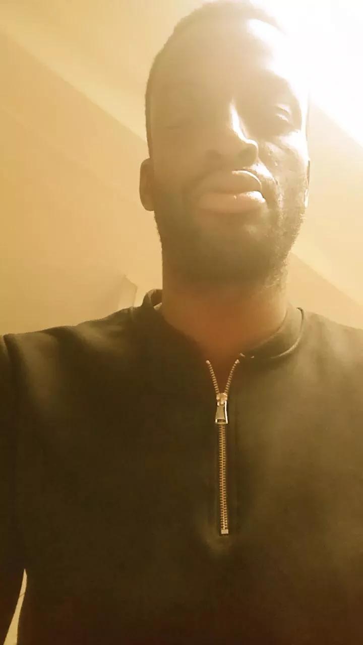Malik75Cooper on Cam4 