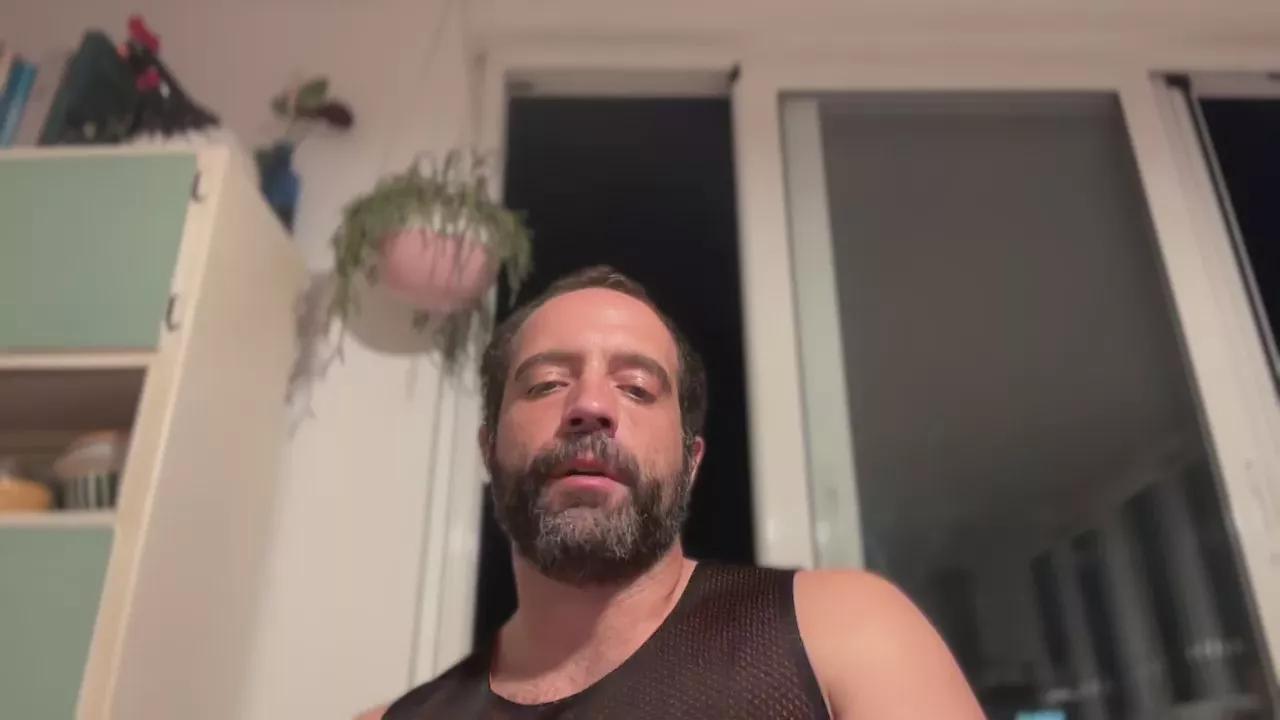 mammamia869 on Cam4 