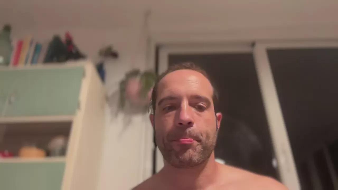 mammamia869 on Cam4 