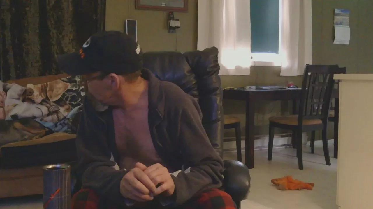 mapleman35 on Cam4 