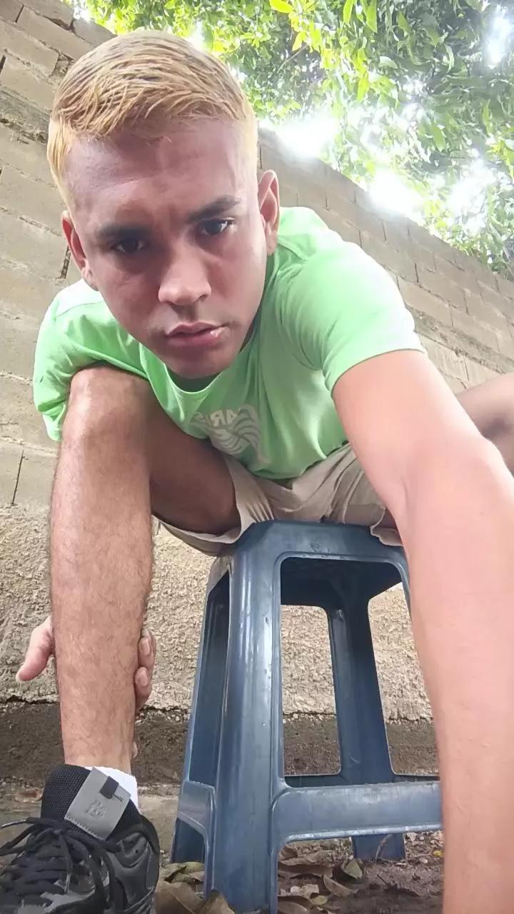 Max_hardPig on Cam4 