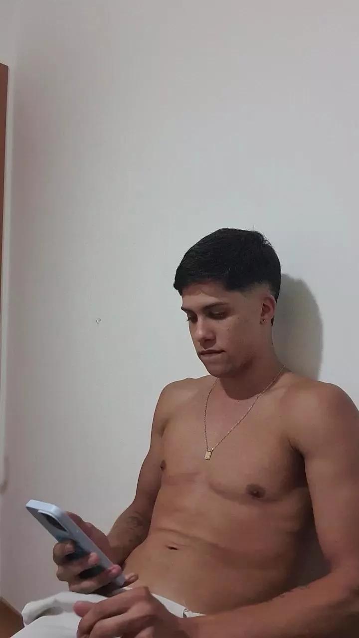 menezes8841 on Cam4 
