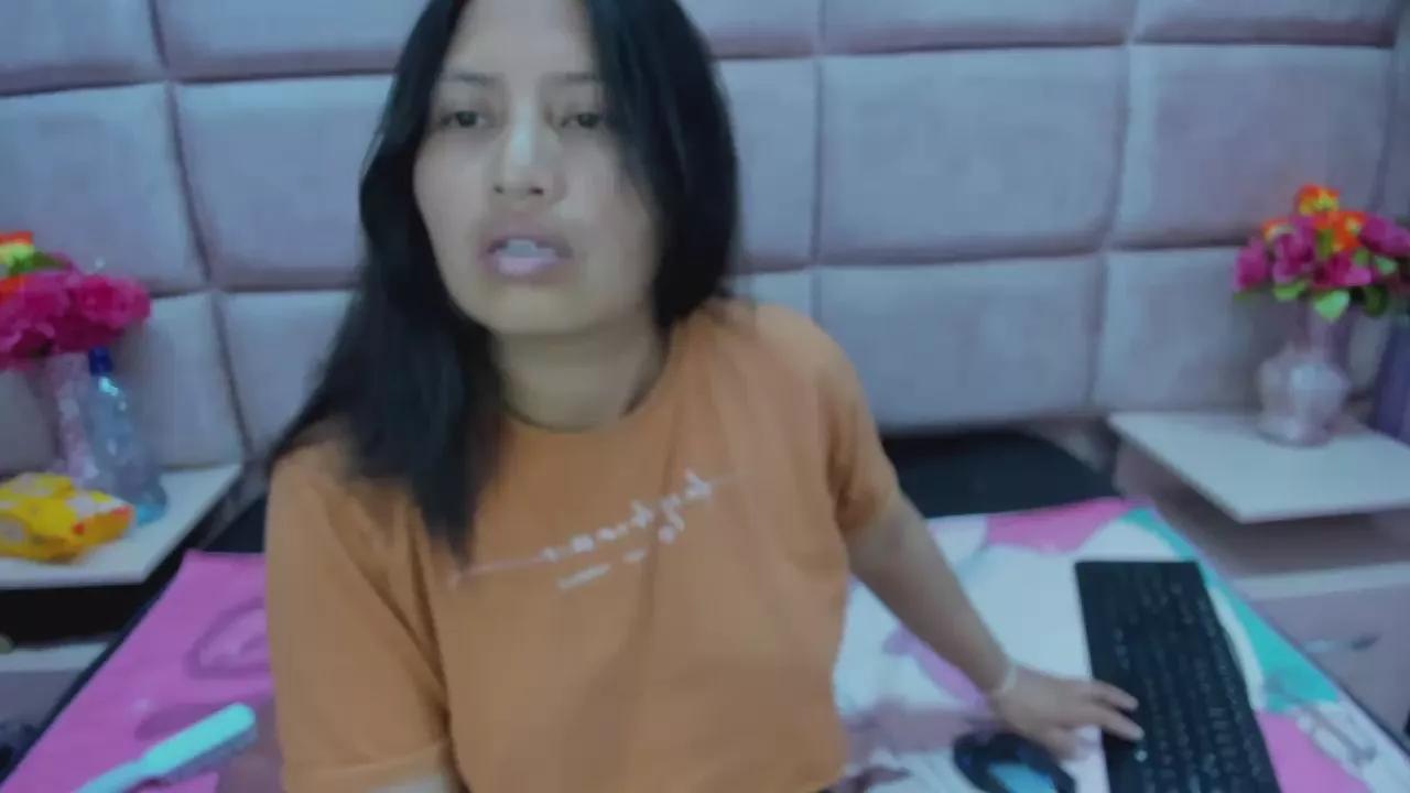 Miaa_Smith on Cam4 