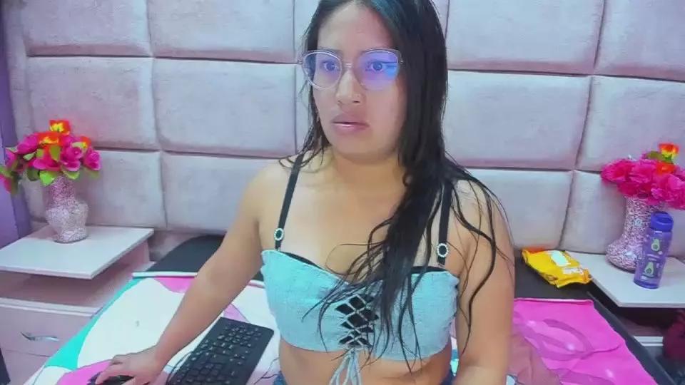 Miaa_Smith on Cam4 
